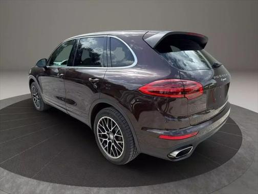 2016 Porsche Cayenne Base