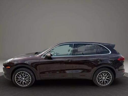 2016 Porsche Cayenne Base
