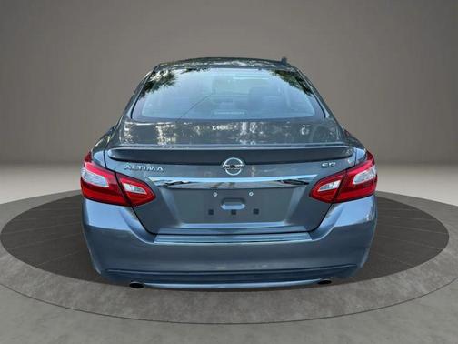 2016 Nissan Altima 2.5 SR