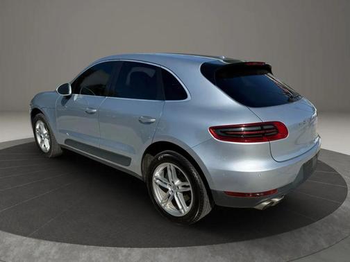 2017 Porsche Macan S