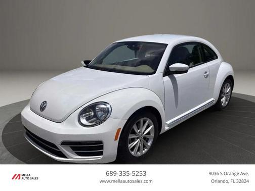 White 2017 Volkswagen Beetle 1.8T SE