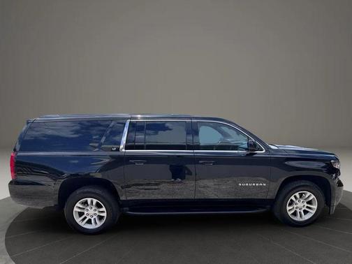Black 2018 Chevrolet Suburban LT