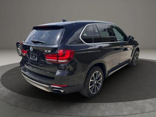 Imperial Blue Metallic 2018 BMW X5 xDrive35i