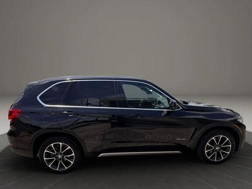 Imperial Blue Metallic 2018 BMW X5 xDrive35i