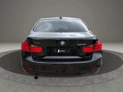2015 BMW 320 i