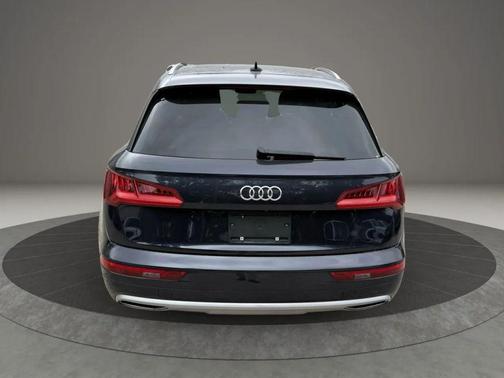2020 Audi Q5 45 Premium Plus