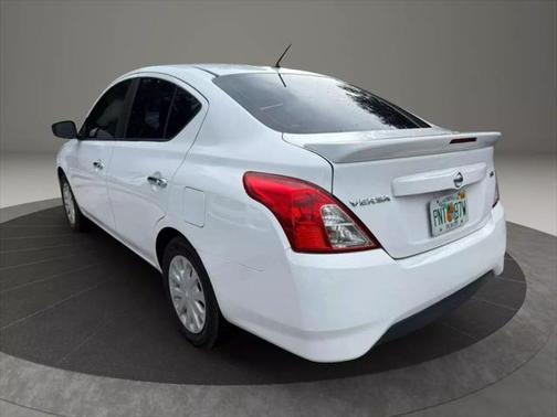 2017 Nissan Versa 1.6 SV