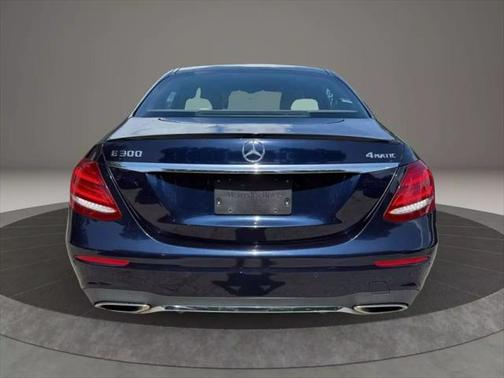 2017 Mercedes-Benz E-Class E 300 4MATIC Sedan 4D