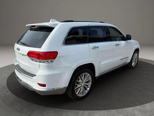 2017 Jeep Grand Cherokee Summit
