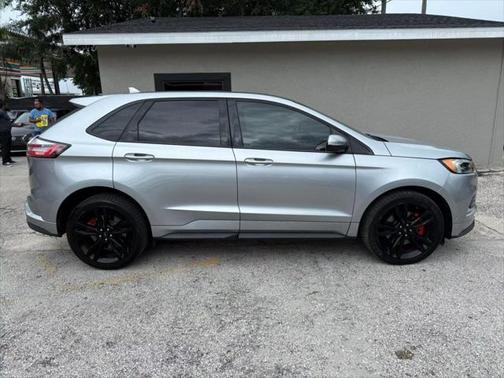 2020 Ford Edge ST
