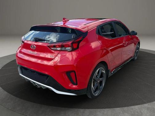 2020 Hyundai Veloster Base