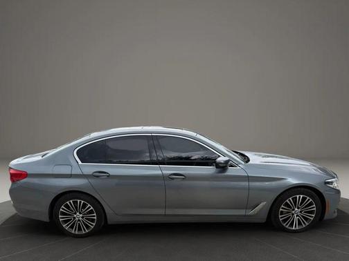 2019 BMW 540 540i Sedan 4D
