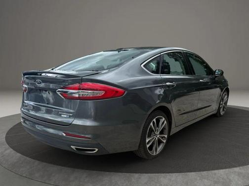 2020 Ford Fusion Titanium