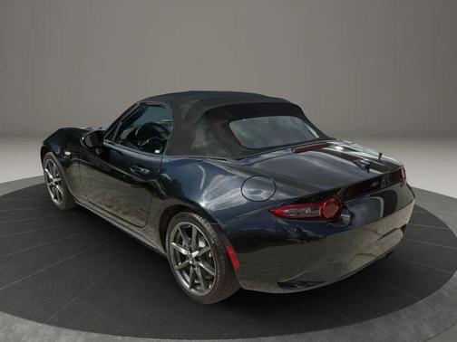 2016 Mazda MX-5 Miata Grand Touring