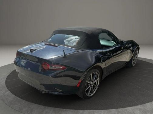 2016 Mazda MX-5 Miata Grand Touring