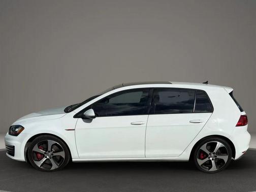2016 Volkswagen Golf GTI 2.0T SE 4-Door