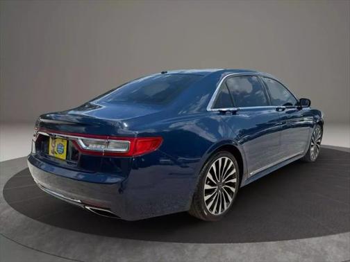 2017 Lincoln Continental Black Label