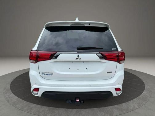 2021 Mitsubishi Outlander PHEV LE