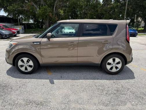 2015 Kia Soul Base