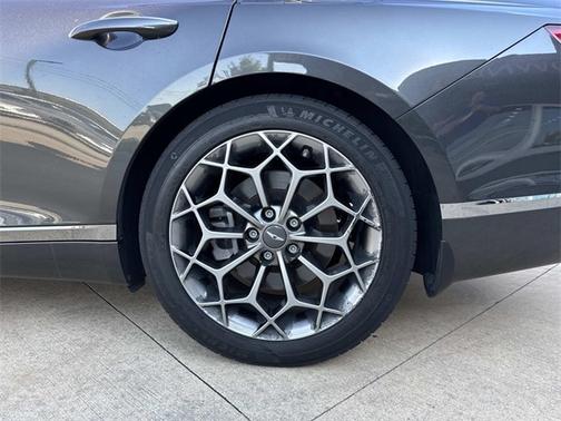 2022 Genesis G80 2.5T