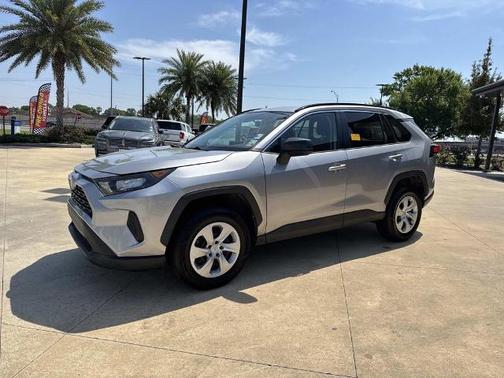 Silver Sky Metallic 2020 Toyota RAV4 LE
