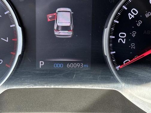 Silver Sky Metallic 2020 Toyota RAV4 LE