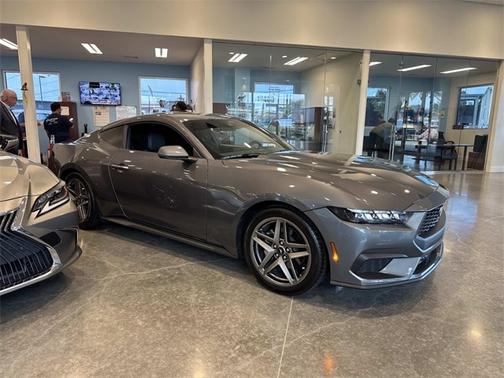 2025 Ford Mustang ECOBOOST
