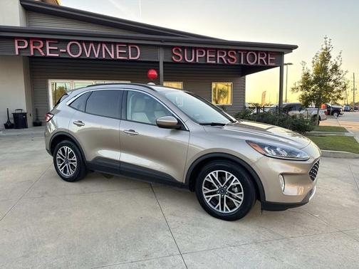 2020 Ford Escape SEL