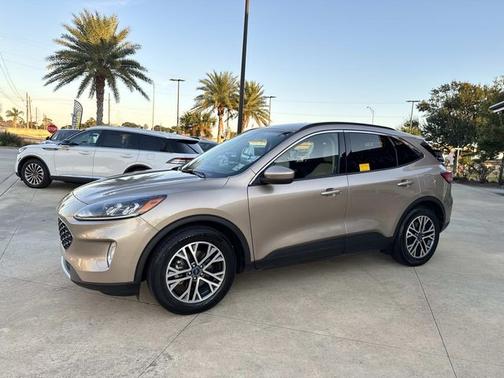 2020 Ford Escape SEL