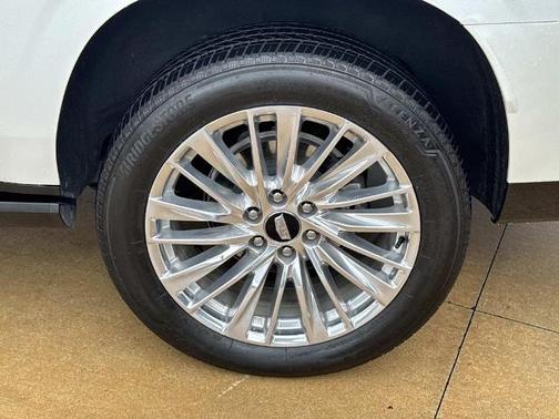 Crystal White Tri-Coat 2025 Cadillac Escalade PREMIUM LUXURY