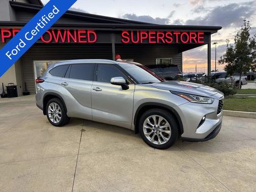 2022 Toyota Highlander LIMITED