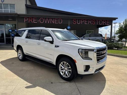 White Frost Tri-Coat 2022 GMC Yukon XL SLT