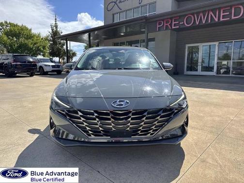 2022 Hyundai ELANTRA LIMITED