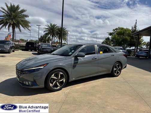 2022 Hyundai ELANTRA LIMITED