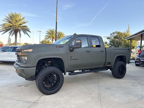 2024 Chevrolet Silverado 2500 CUSTOM
