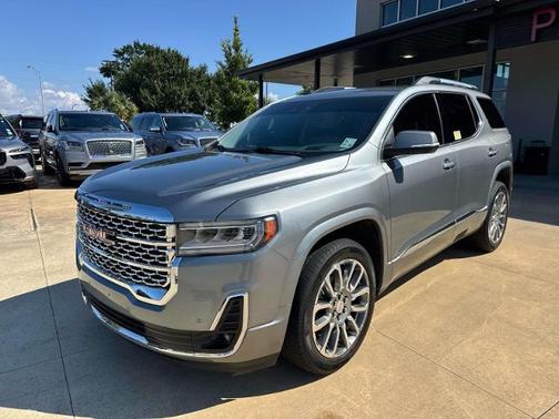 Sterling 2023 GMC Acadia DENALI