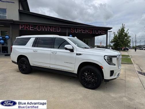 White Frost Tri-Coat 2024 GMC Yukon XL DENALI
