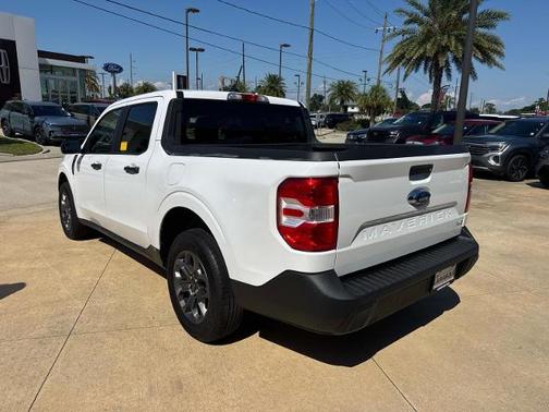 OXFORD WHITE 2024 Ford Maverick XLT
