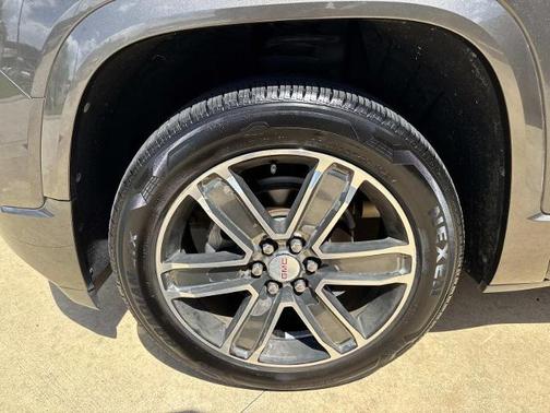 Smokey Quartz Metallic 2019 GMC Acadia DENALI