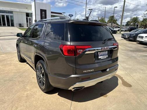 Smokey Quartz Metallic 2019 GMC Acadia DENALI