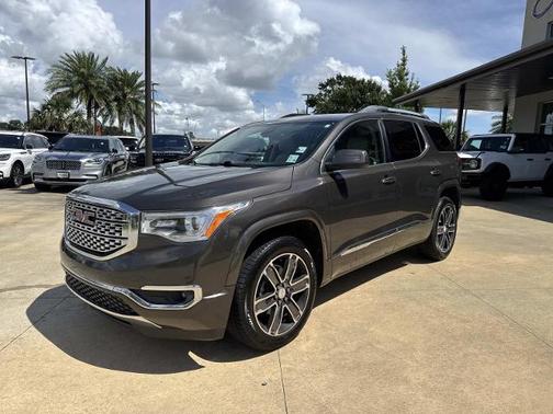 Smokey Quartz Metallic 2019 GMC Acadia DENALI