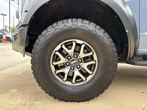 AZURE GRAY METALLIC TRICOAT 2023 Ford F-150 RAPTOR