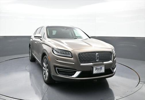2019 Lincoln Nautilus Select