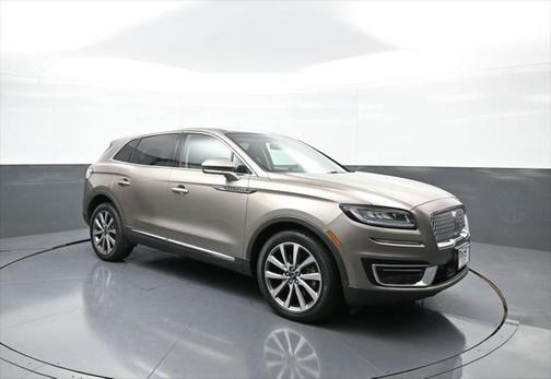 2019 Lincoln Nautilus Select