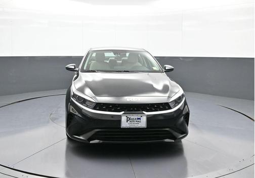 Aurora Black 2023 Kia Forte LXS
