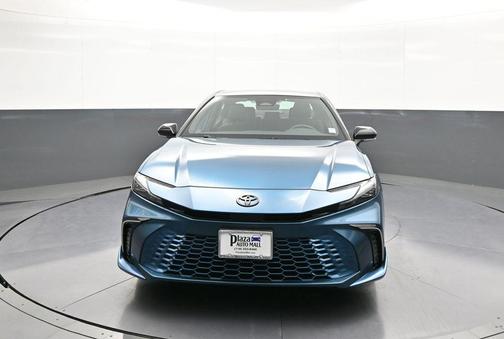 Ocean Gem/Midnight Black Metallic 2025 Toyota Camry XSE