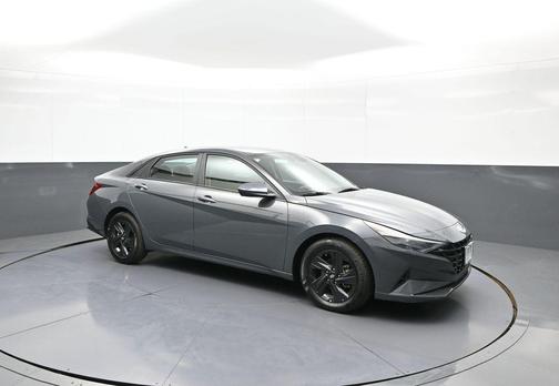 Ecotronic Gray 2023 Hyundai ELANTRA SEL