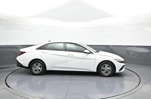 Serenity White 2025 Hyundai ELANTRA SE