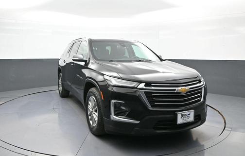 Mosaic Black Metallic 2023 Chevrolet Traverse LT Cloth