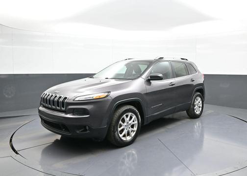 Granite Crystal Metallic Clearcoat 2015 Jeep Cherokee Latitude